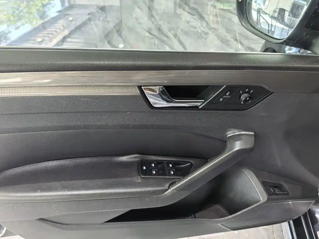 Volkswagen Passat — миниатюра 6