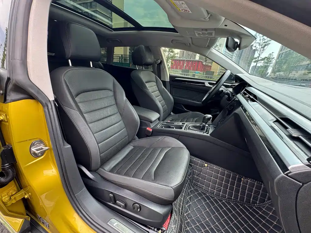 Volkswagen CC — миниатюра 11