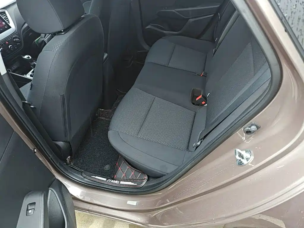 Hyundai Verna — миниатюра 17