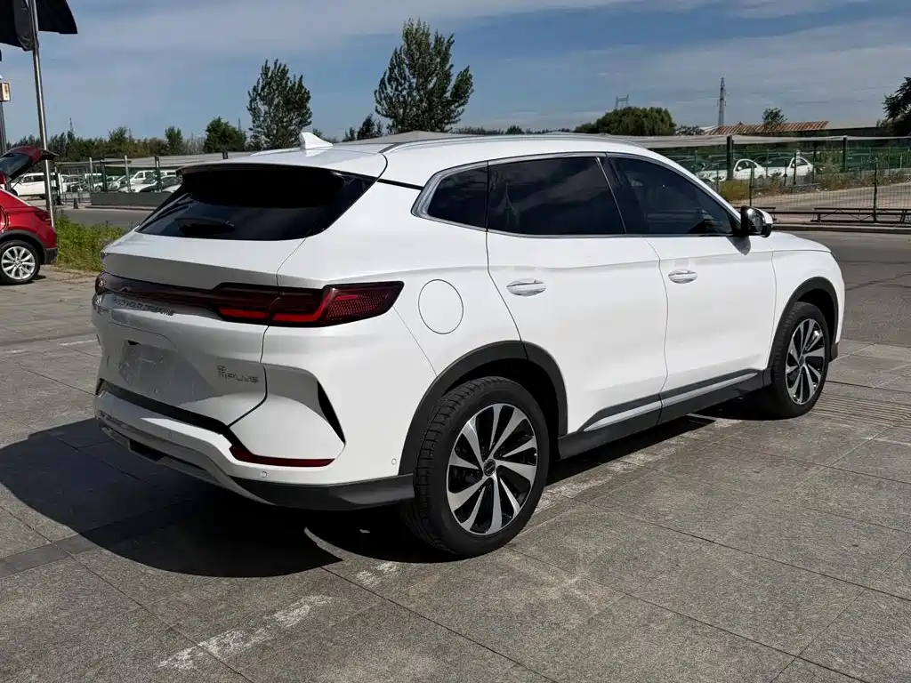 BYD PLUS New Energy — миниатюра 4