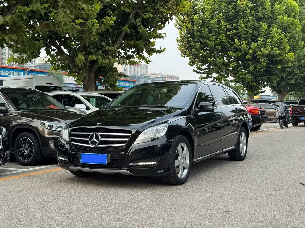 Mercedes-Benz R-Class