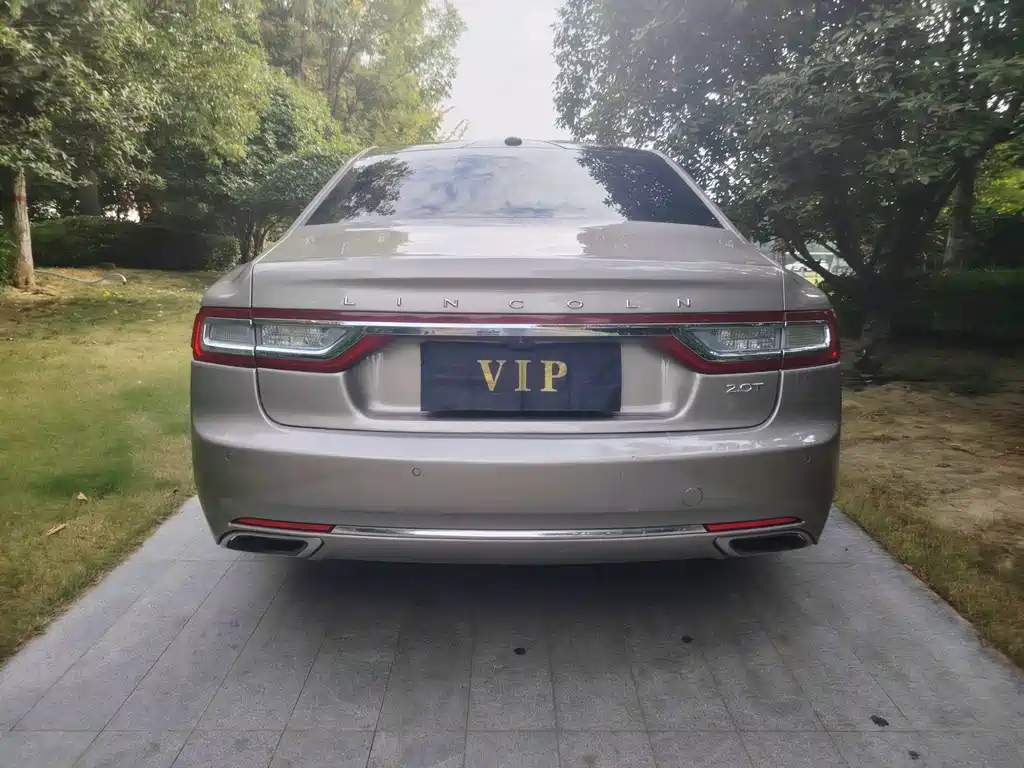 Lincoln Continental — миниатюра 4
