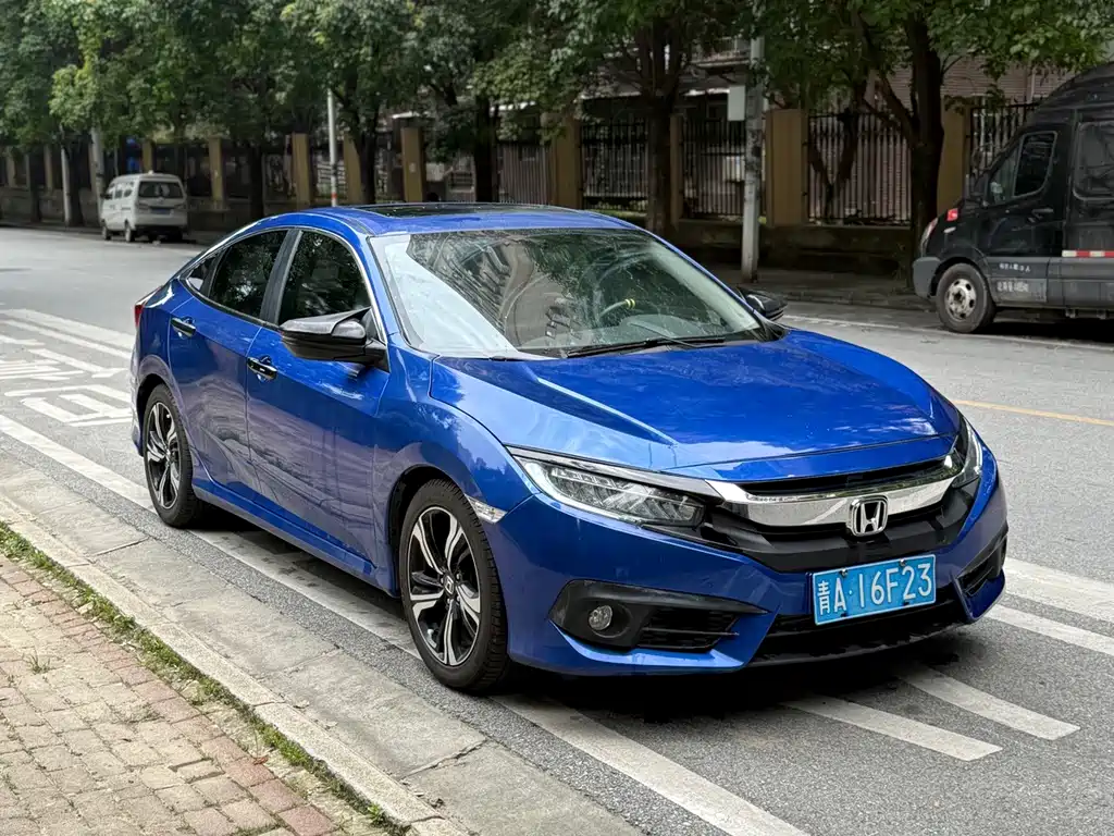 Honda Civic — миниатюра 3