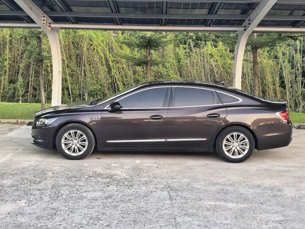 Buick LaCrosse — миниатюра 7