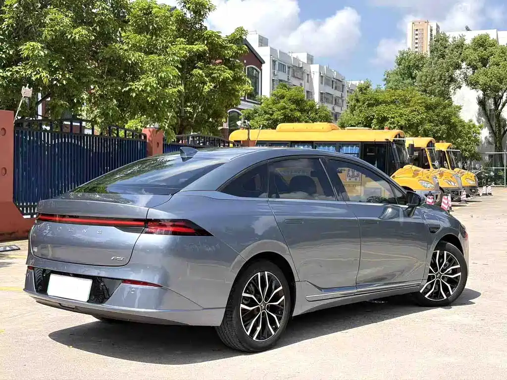 XPeng P5 — миниатюра 8