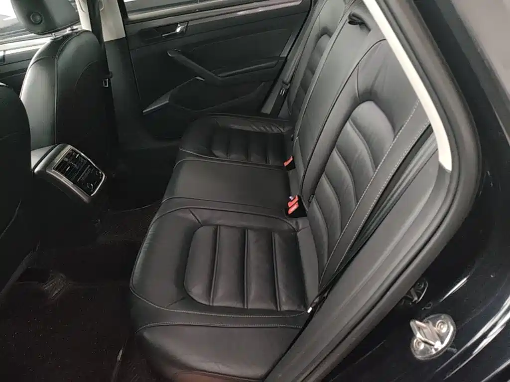 Volkswagen Passat — миниатюра 17