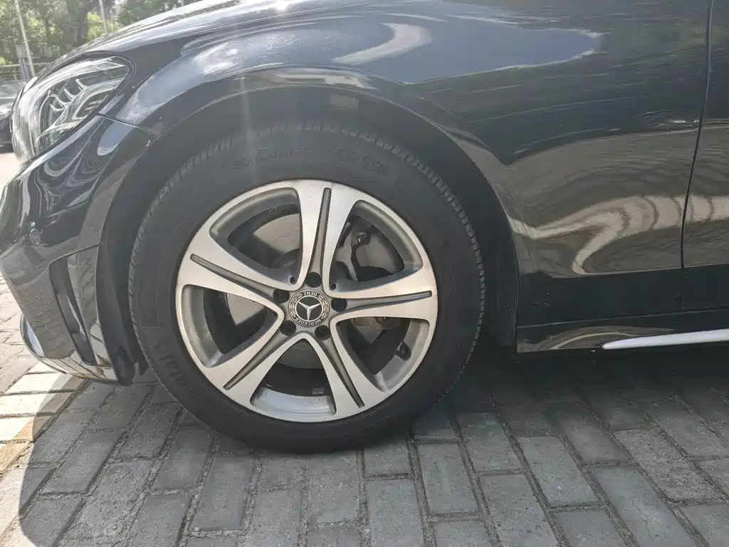 Mercedes-Benz C-Class — миниатюра 6