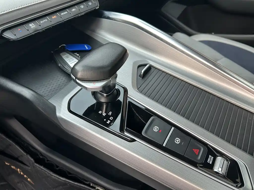 Geely Xingrui — миниатюра 16