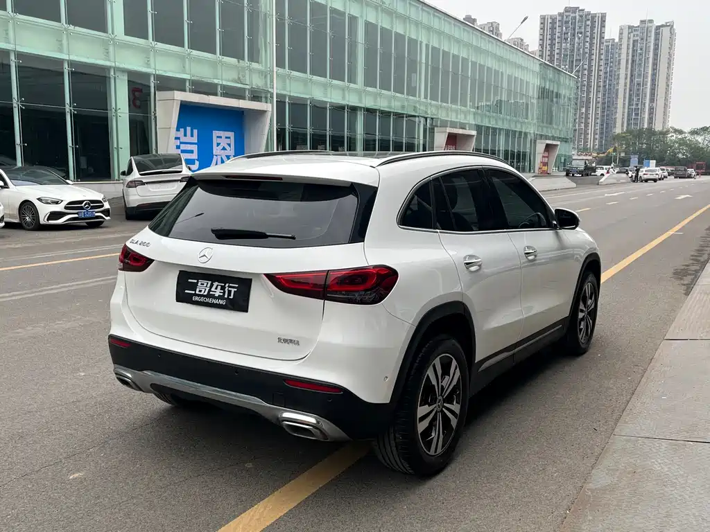 Mercedes-Benz GLA — миниатюра 4