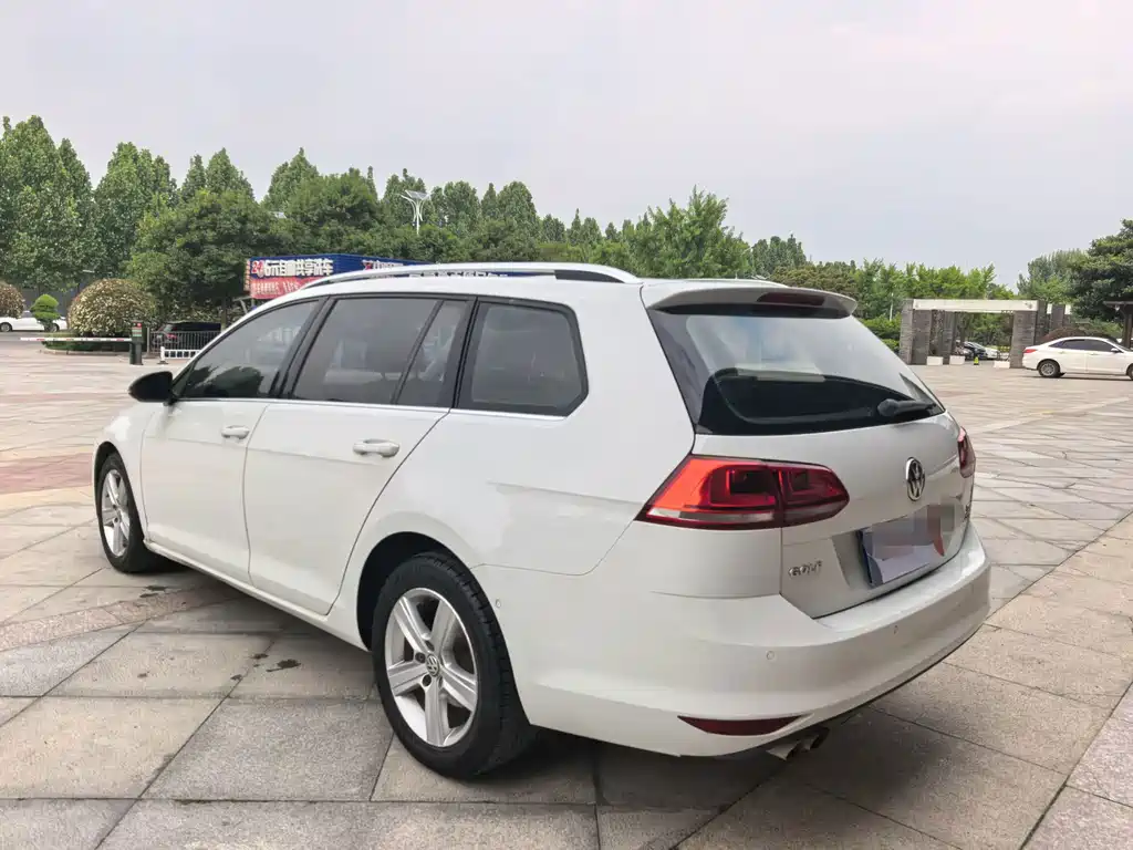 Volkswagen Golf (Import) — миниатюра 6