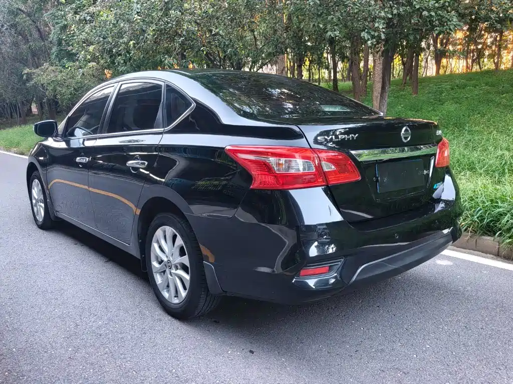 Nissan Sylphy — миниатюра 4