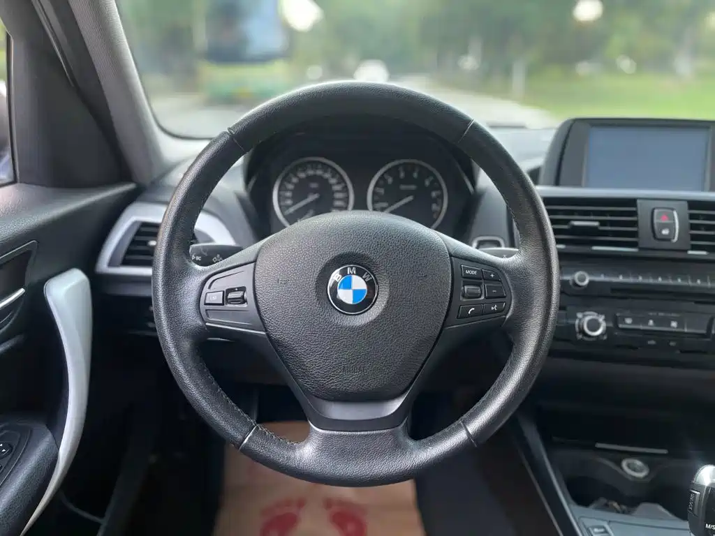 BMW 1 Series (Import) — миниатюра 15