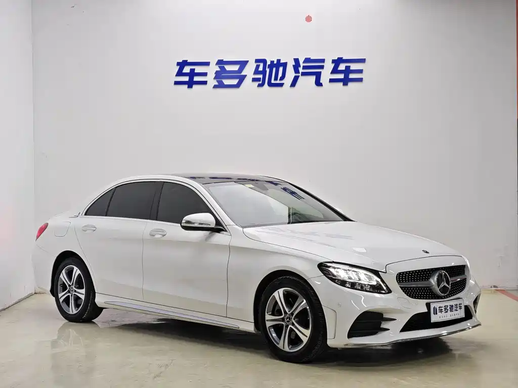 Mercedes-Benz C-Class — миниатюра 3