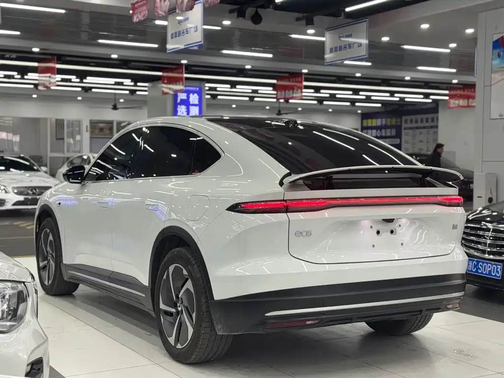 NIO NIO EC6