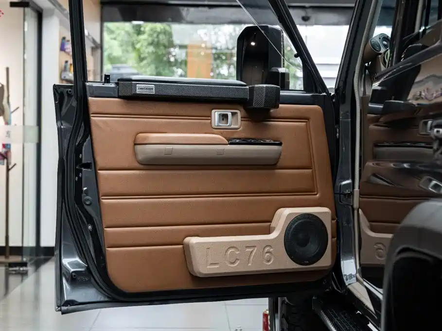 Toyota Land Cruiser — миниатюра 10