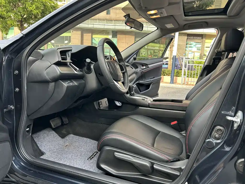 Honda Civic — миниатюра 10