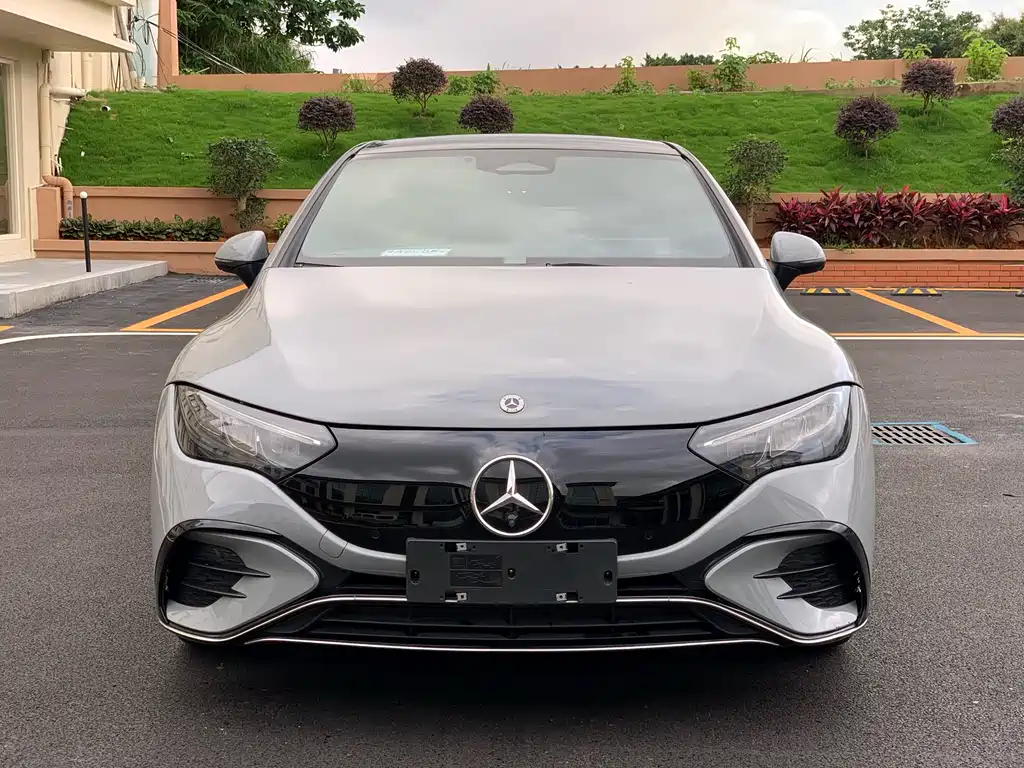 Mercedes-Benz EQE 2022 350