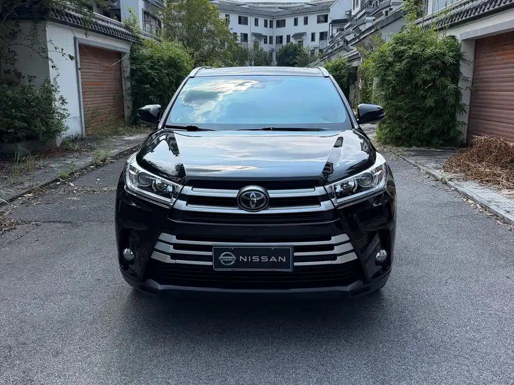 Toyota Highlander — миниатюра 2