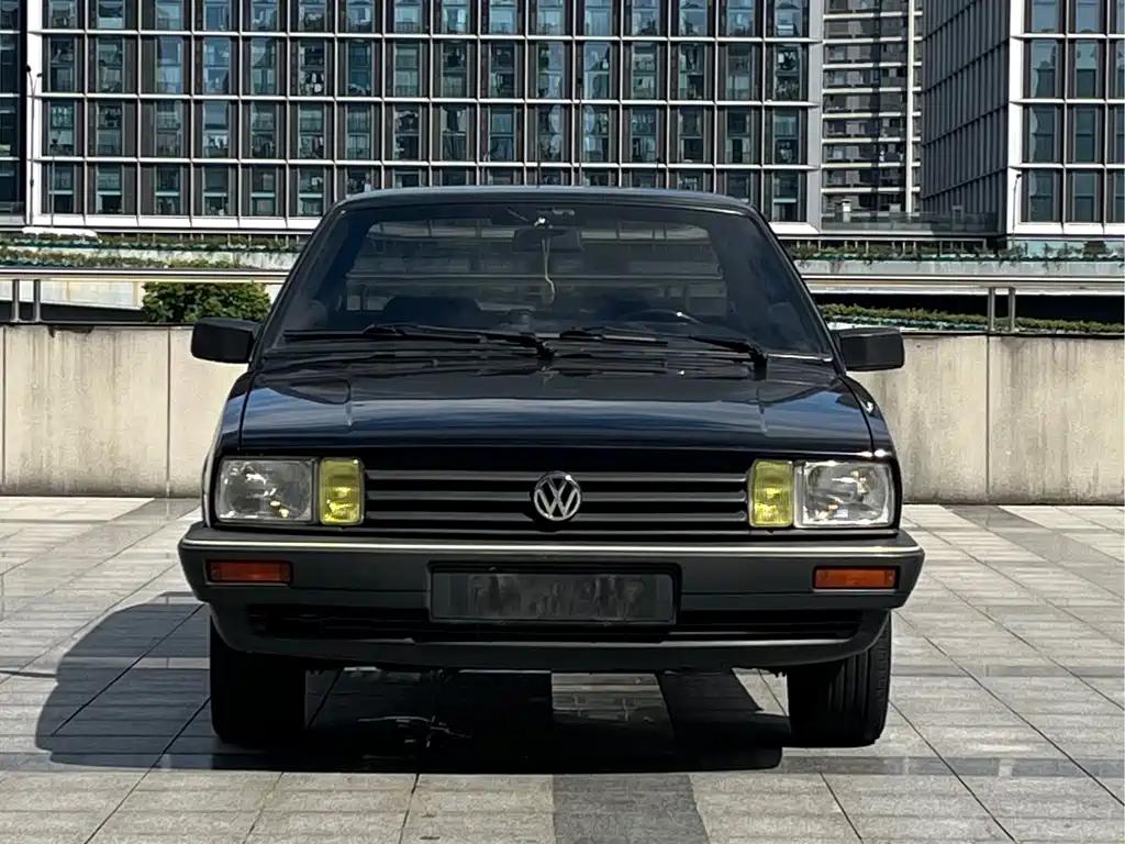 Volkswagen Santana Classic — миниатюра 2