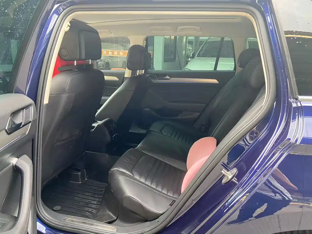 Volkswagen Viloran New Energy — миниатюра 7