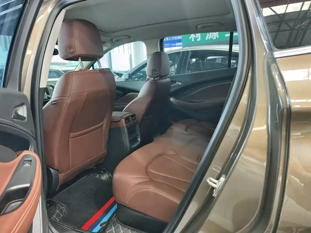 Buick Envision Plus — миниатюра 9