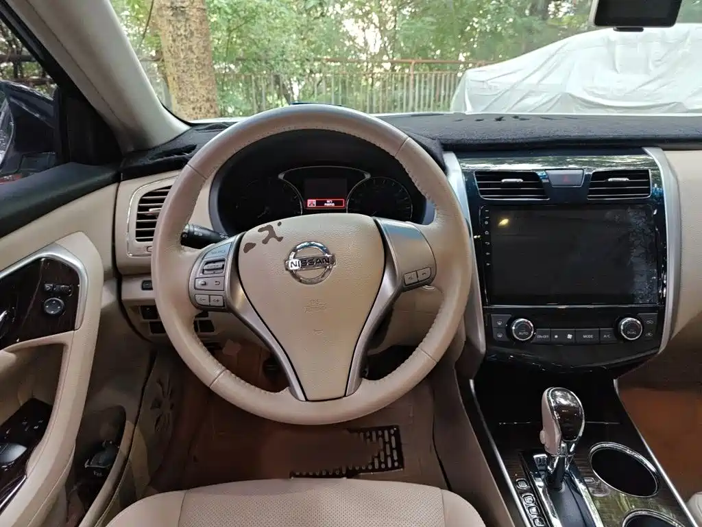 Nissan Teana — миниатюра 3