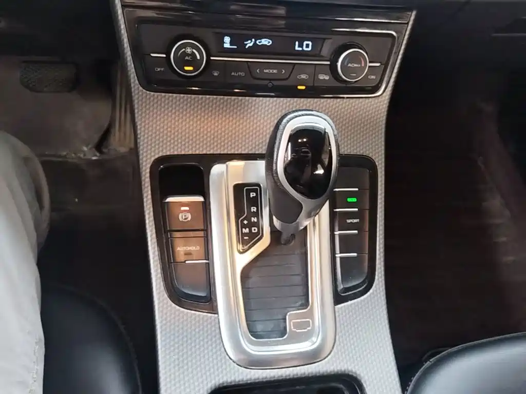 Geely Emgrand GS — миниатюра 19