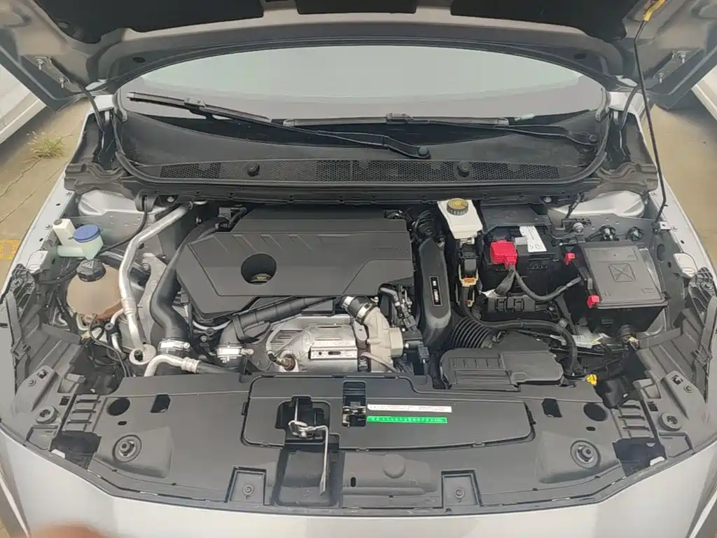 Peugeot 408 — миниатюра 20