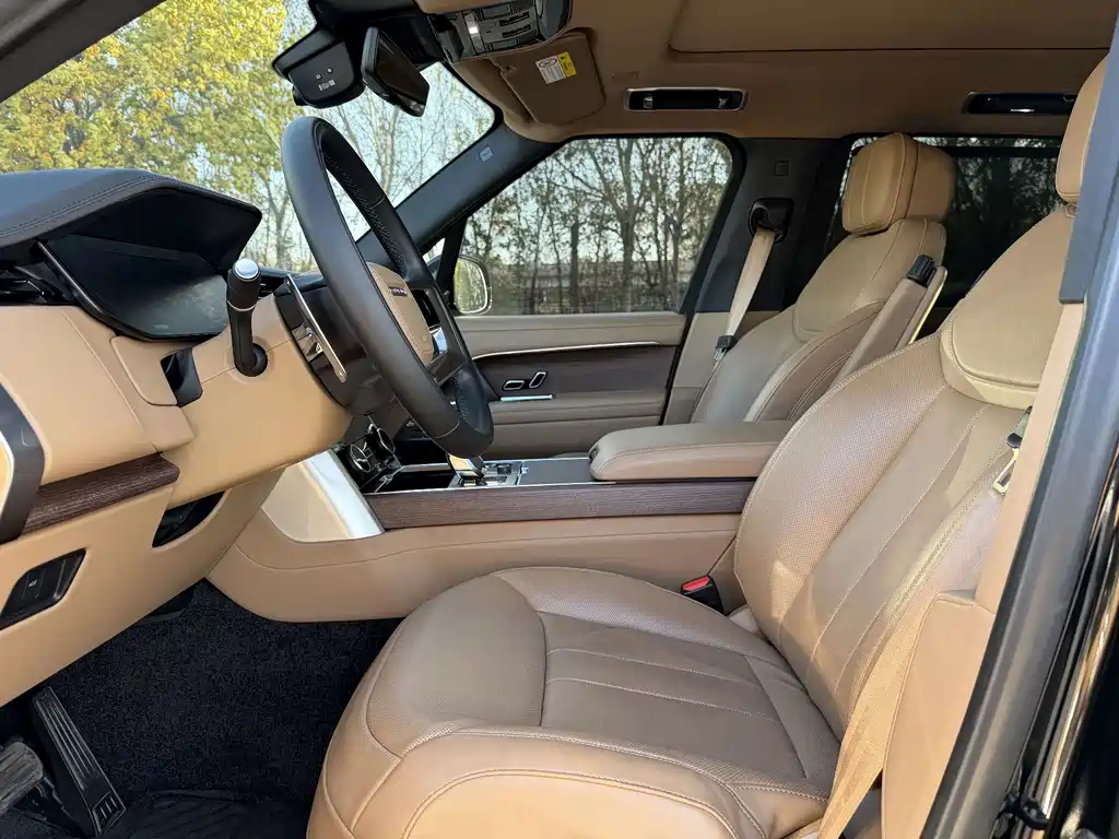 Land Rover Range Rover — миниатюра 9