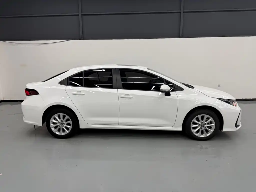 Toyota Corolla — миниатюра 7