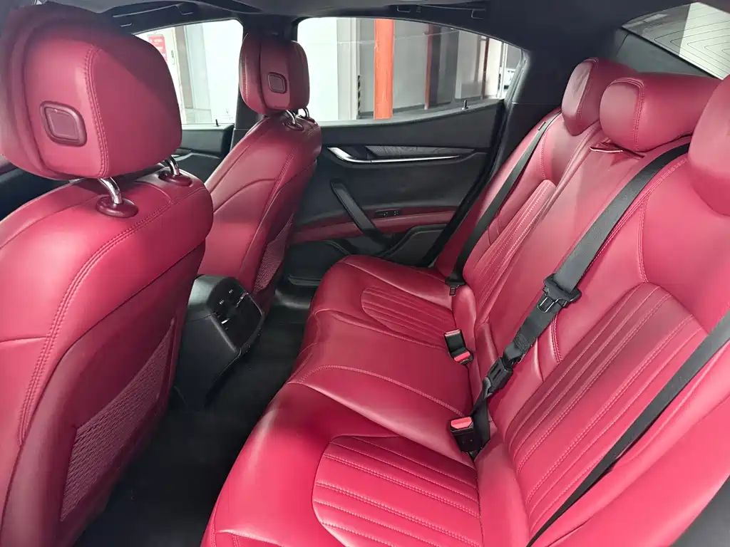 Maserati Ghibli — миниатюра 5