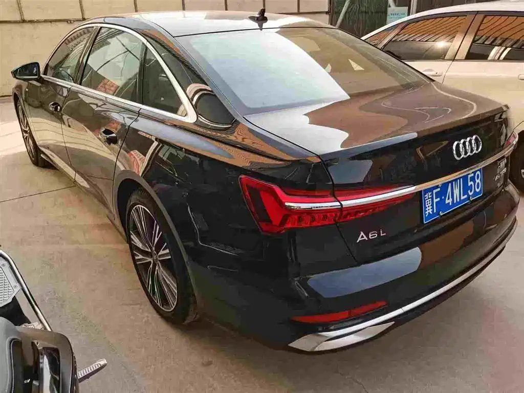 Audi A6L — миниатюра 2
