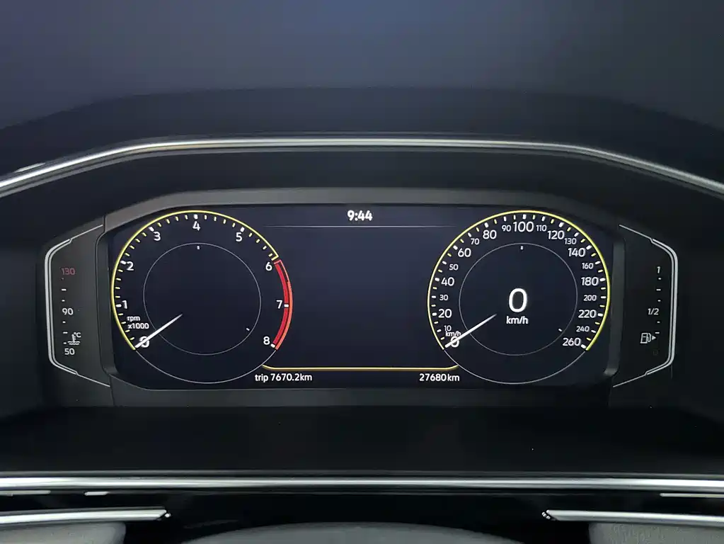 Volkswagen Tiguan L — миниатюра 11