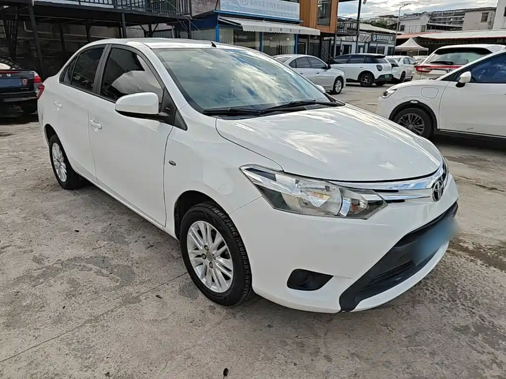 Toyota Vios — миниатюра 4