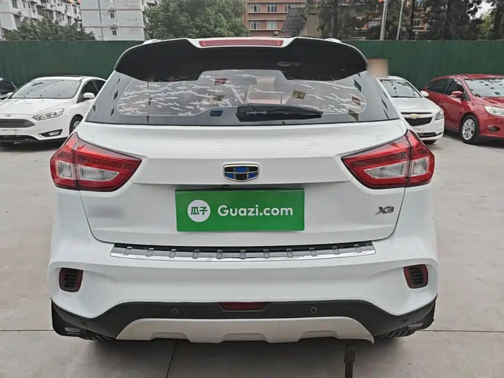 Geely Vision X3 — миниатюра 6