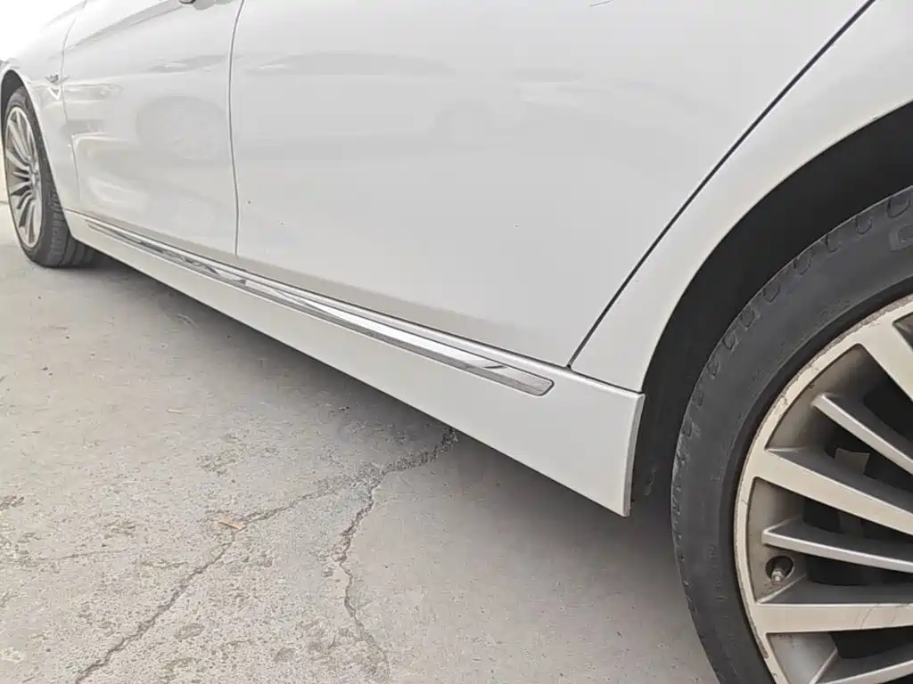 BMW 3 Series — миниатюра 22