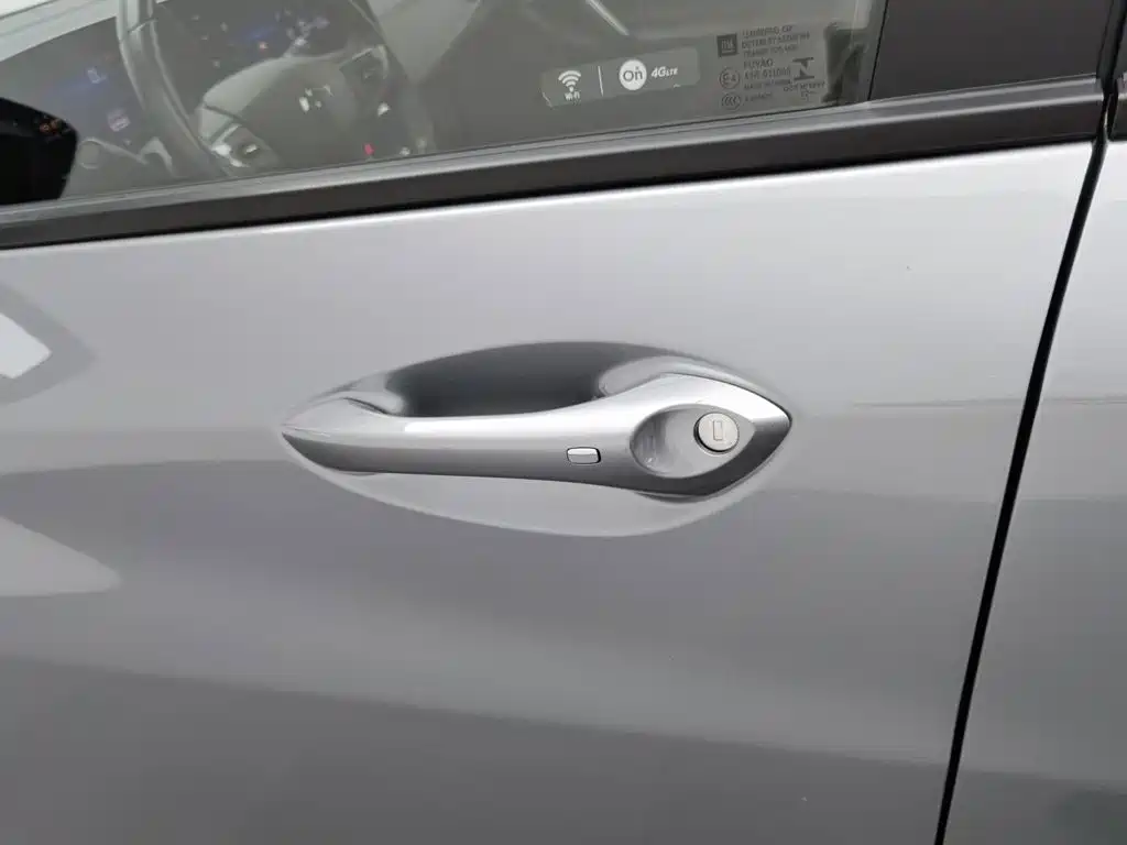 Chevrolet Trax — миниатюра 18