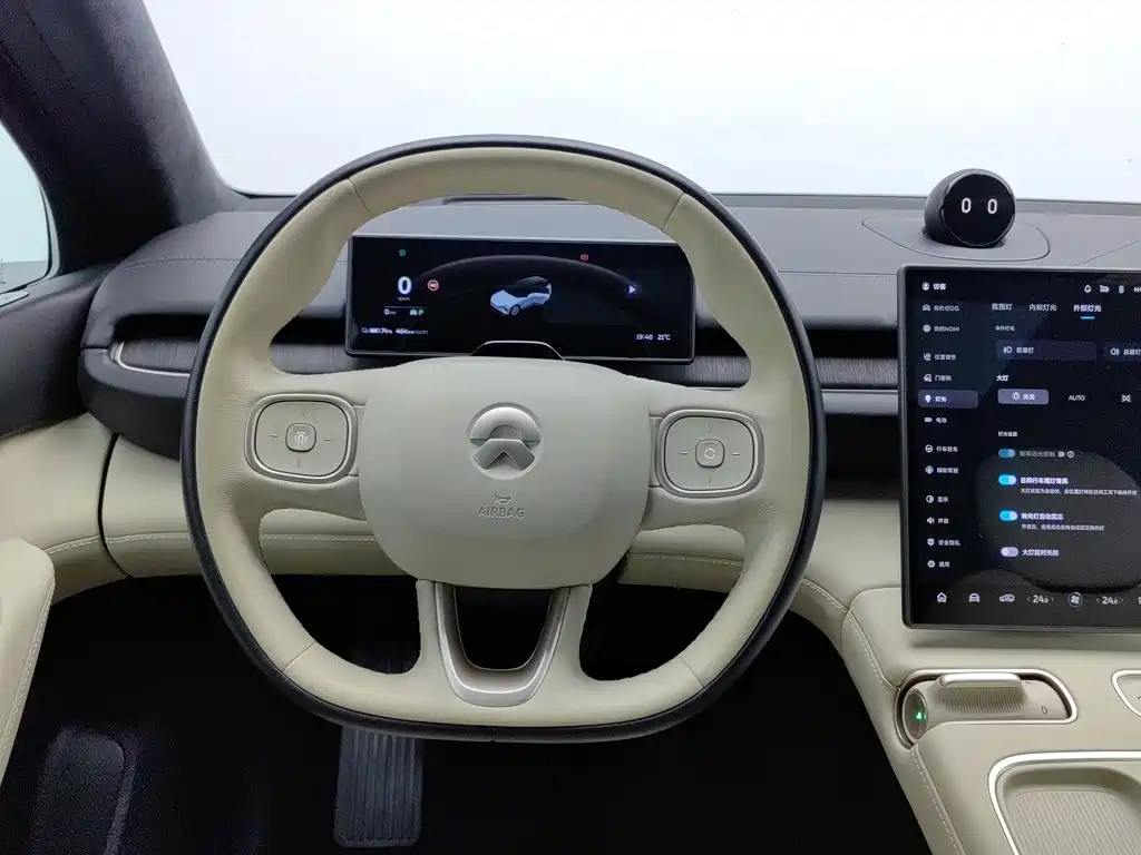 NIO ES6 — миниатюра 11