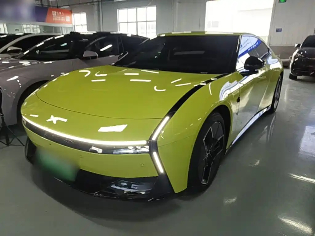 XPeng P7 — миниатюра 2