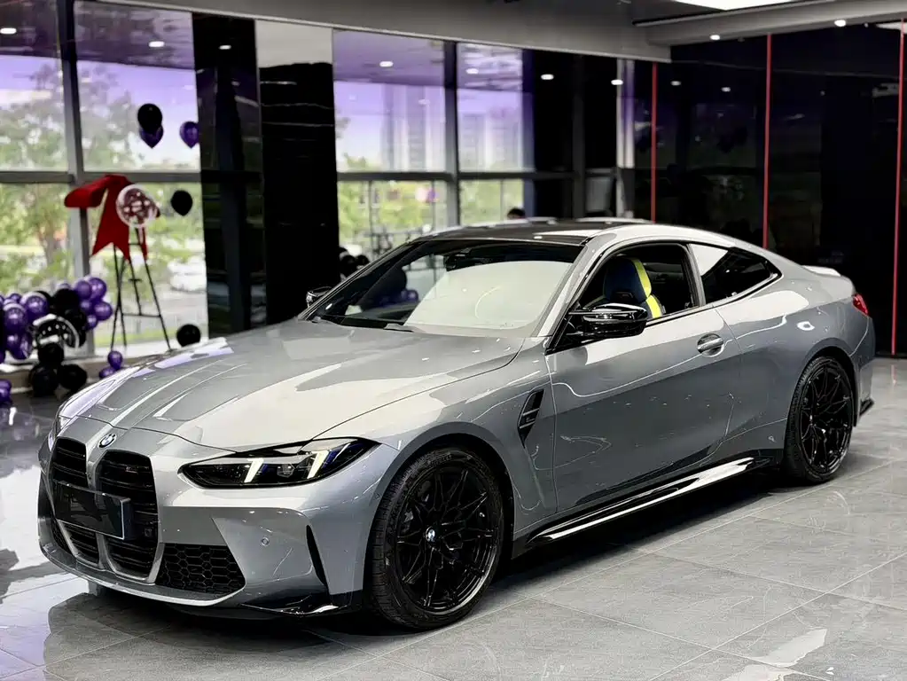 BMW M4