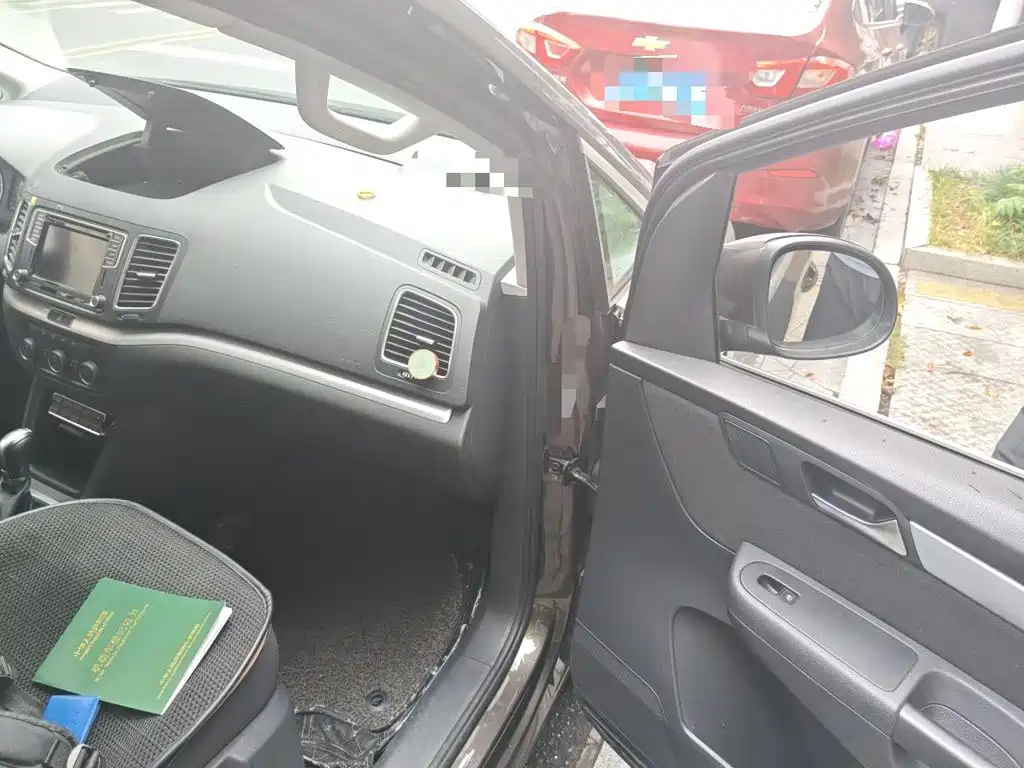 Volkswagen Sharan — миниатюра 18