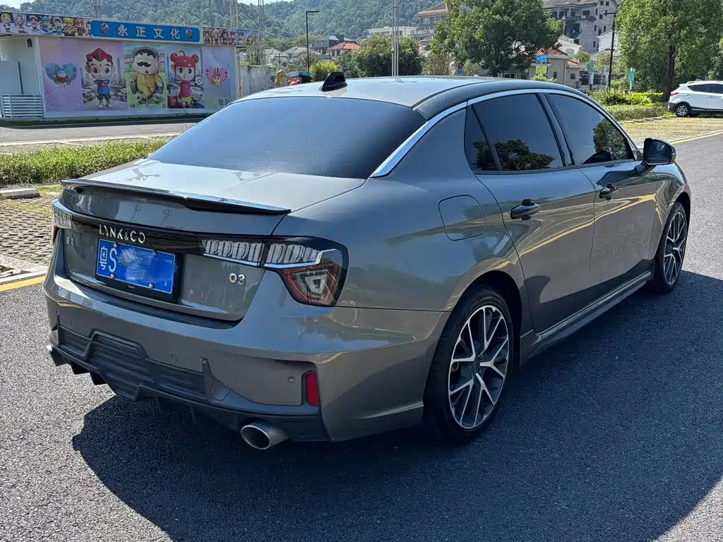 Lynk & Co 03 — миниатюра 12