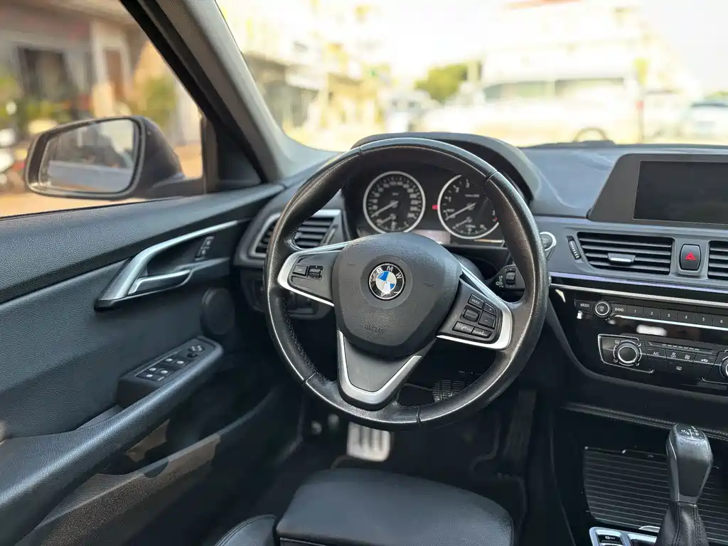 BMW 1 Series — миниатюра 11