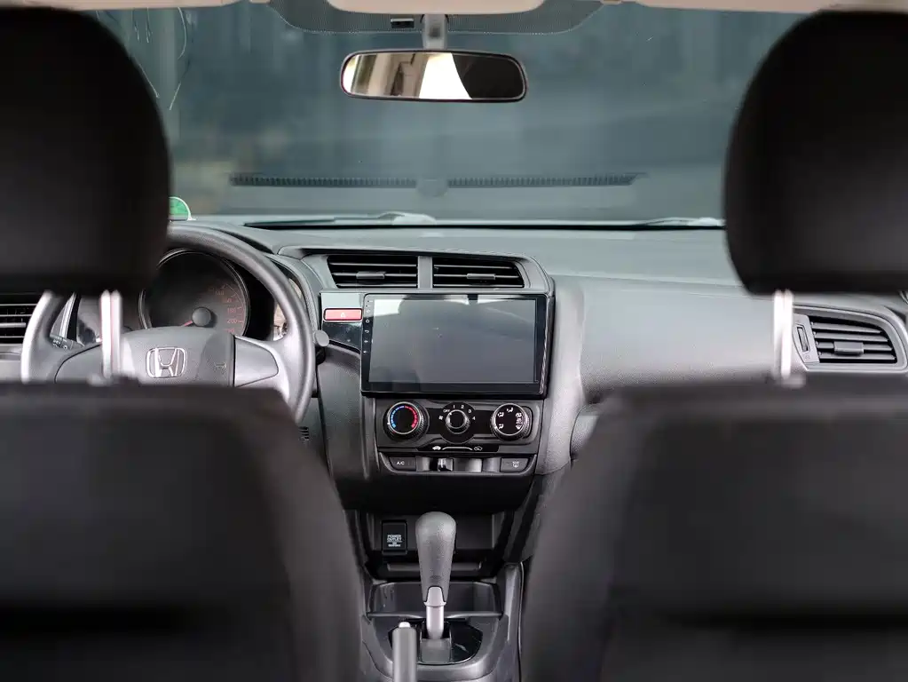Honda Fit — миниатюра 25