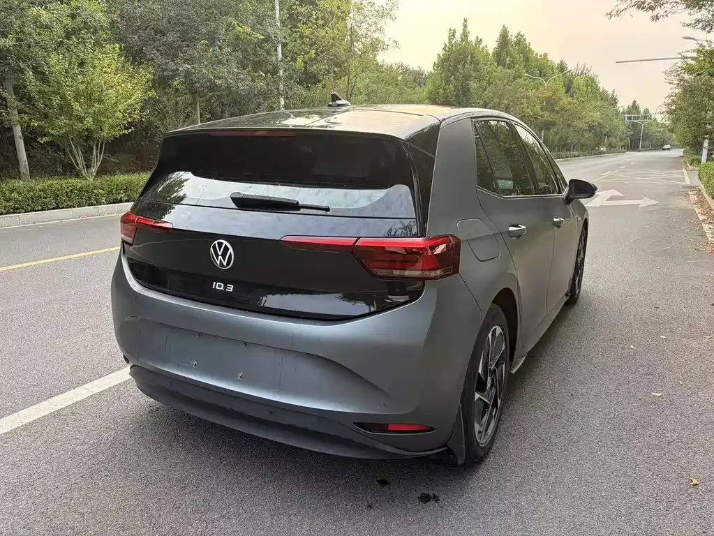 Volkswagen ID.3 — миниатюра 6