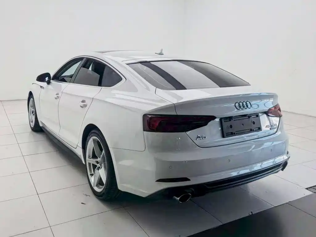 Audi A5 (Import) — миниатюра 7