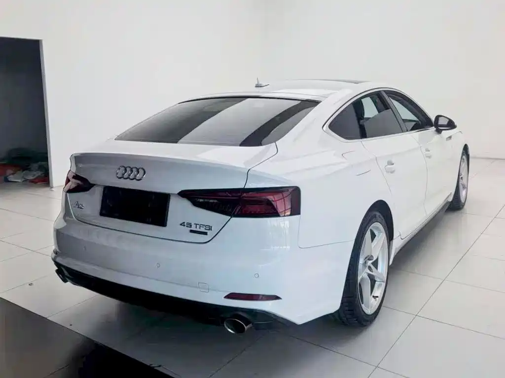 Audi A5 (Import) — миниатюра 9