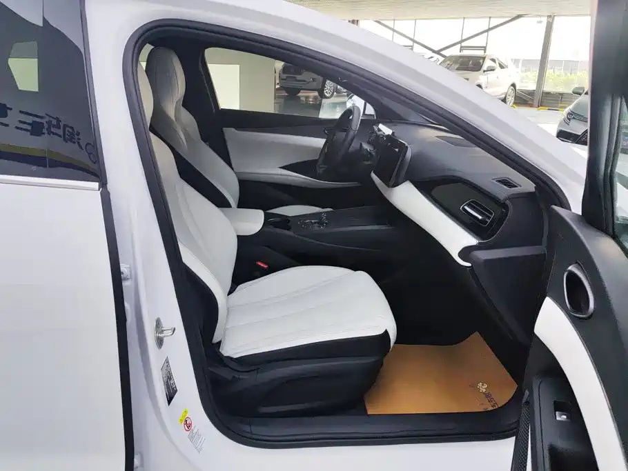 BYD Seal 06 — миниатюра 8