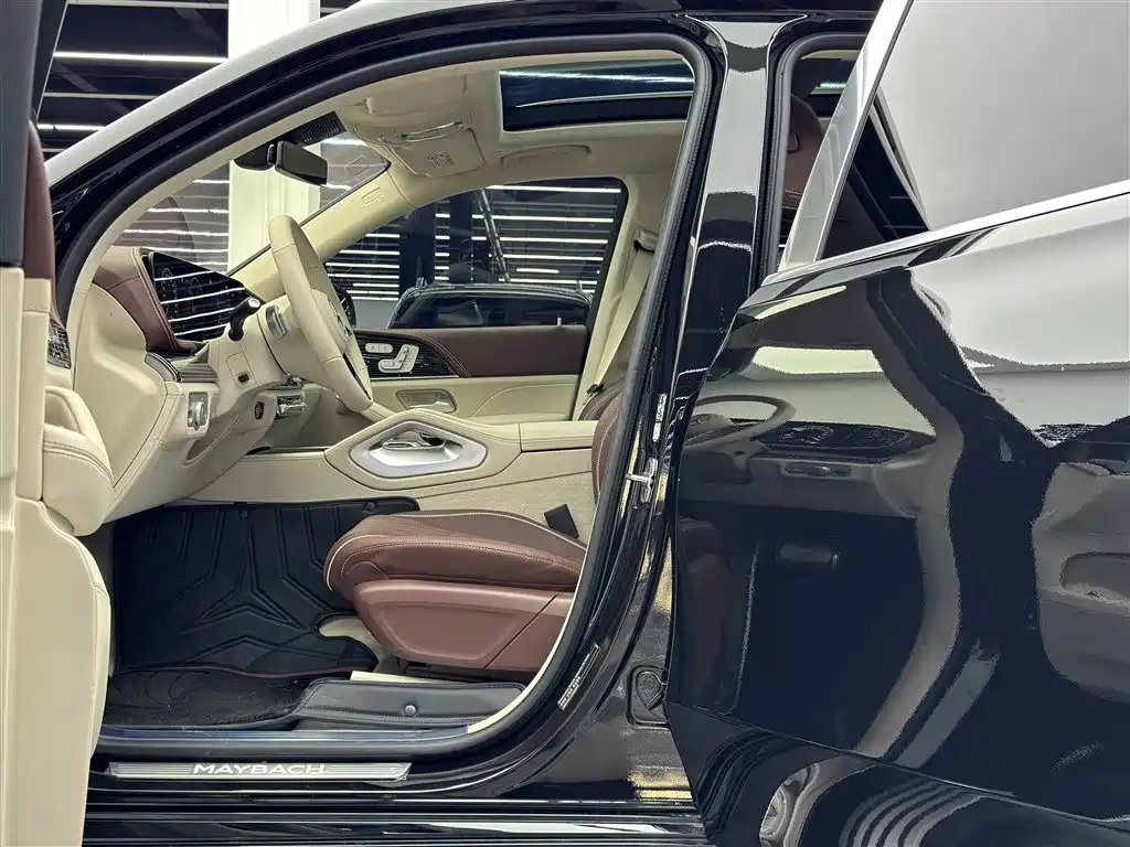 MERCEDES-BENZ MAYBACH GLS