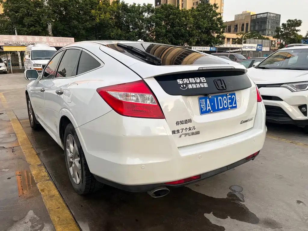 Honda Crosstour — миниатюра 8